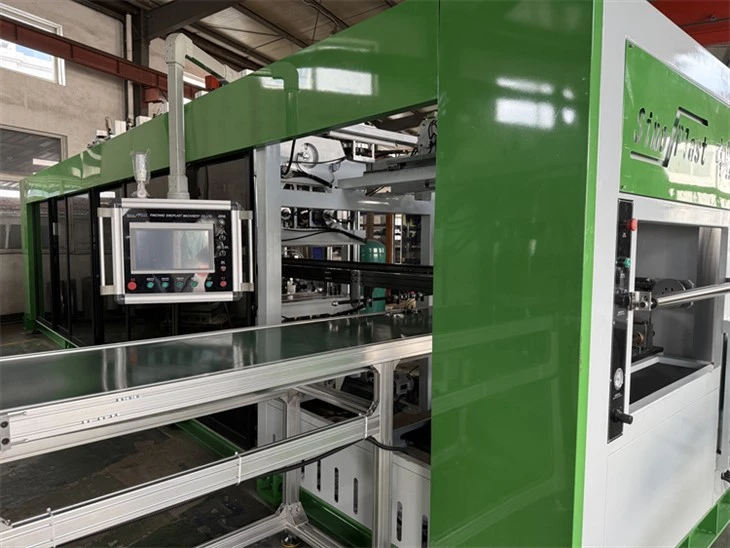 Plastic Container Machine